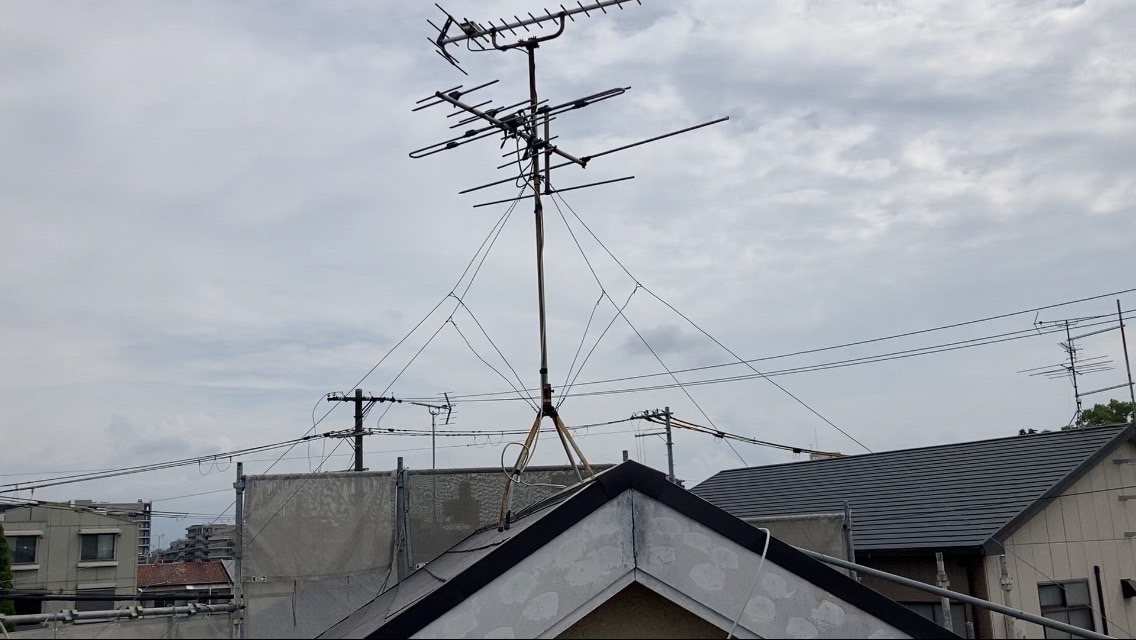 アンテナ　堺市　外壁塗装　屋根塗装　雨漏り　修理　工法　千成工務店