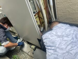 給湯器　リフォーム　リノベーション　堺市　外壁塗装　屋根塗装　雨漏り　修理　工法　千成工務店